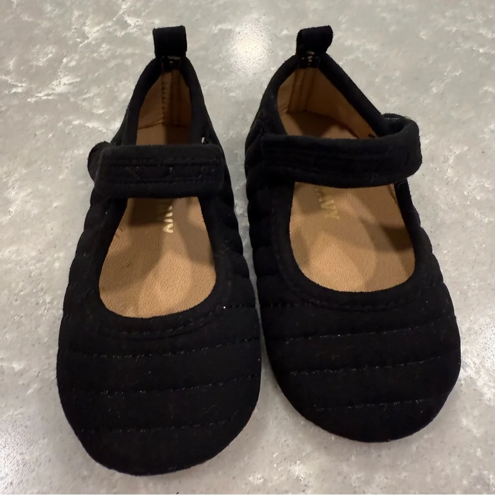 Old Navy Quilted Black Velvet Mary Jane Dress Shoes 6-12M EUC